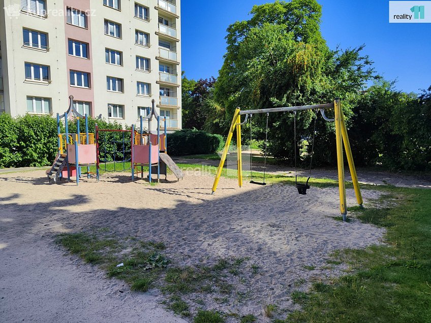 Pronájem bytu 2+kk 47 m^2 Durychova, Hradec Králové 