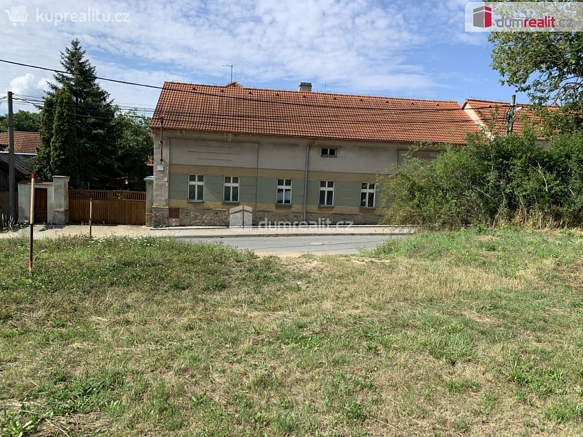 Prodej  stavebního pozemku 1071 m^2 Všeradice, Všeradice 