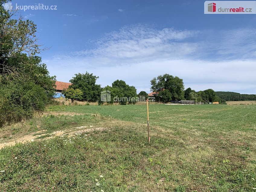 Prodej  stavebního pozemku 1071 m^2 Všeradice, Všeradice 