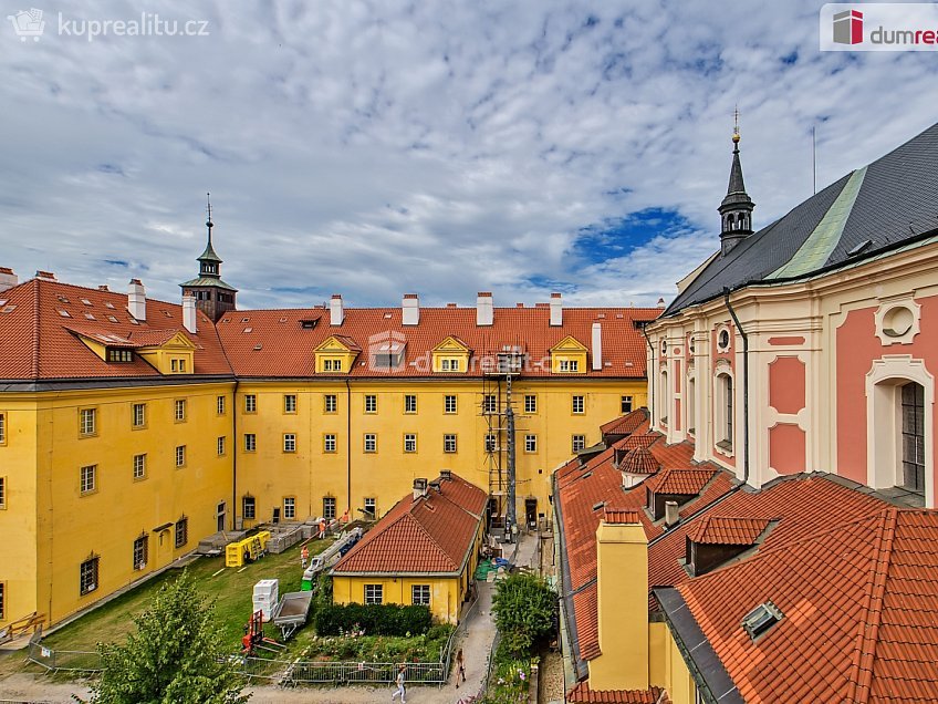 Pronájem  kanceláře 137 m^2 Národní, Praha 1 