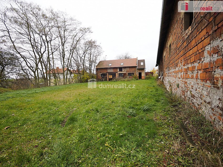 Prodej  stavebního pozemku 4412 m^2 Boleslavská, Mšeno 