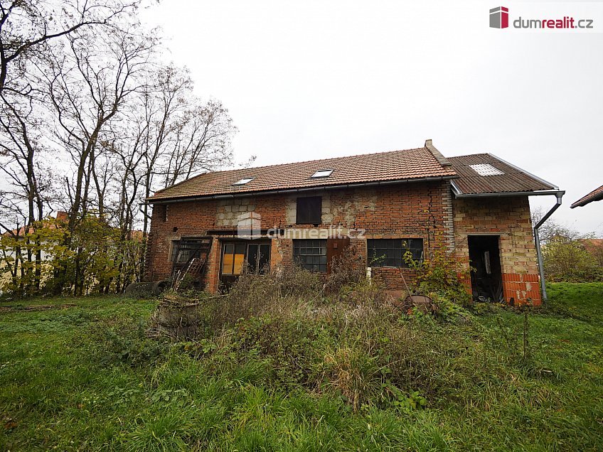 Prodej  stavebního pozemku 4412 m^2 Boleslavská, Mšeno 