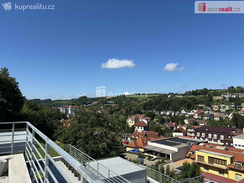 Prodej bytu 2+kk 66 m^2 Masarykova, Luhačovice 