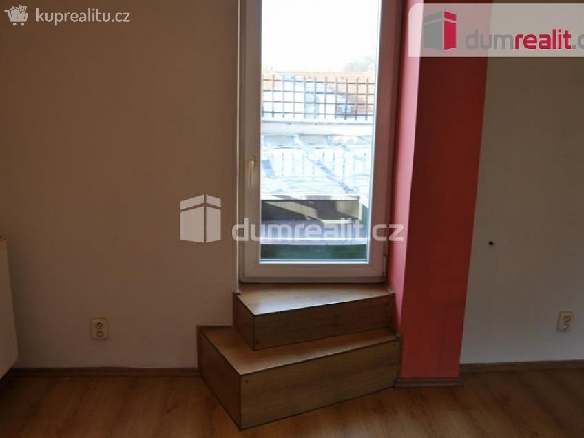 Pronájem bytu 1+kk 43 m^2 Důlce, Ústí nad Labem 