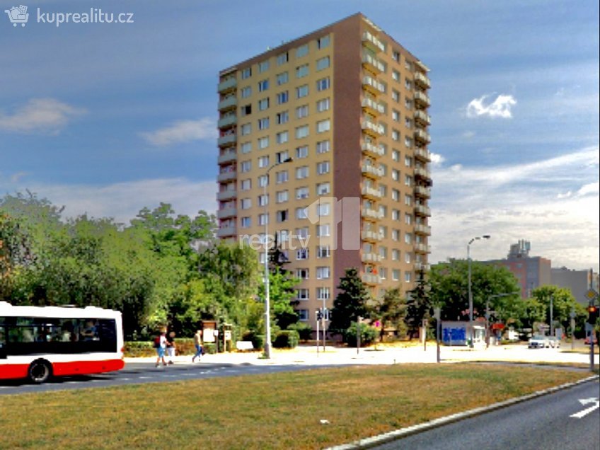 Pronájem bytu 1+kk 24 m^2 Počernická, Praha 10 