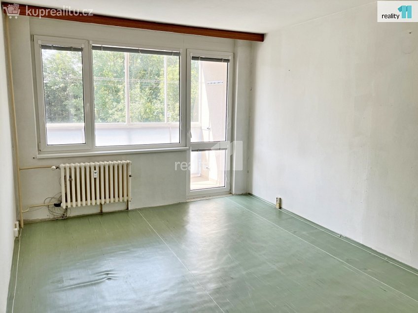 Prodej bytu 3+1 80 m^2 Na Tržišti, Staňkov 