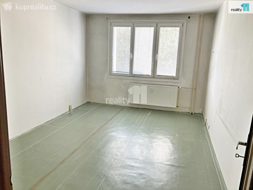Prodej bytu 3+1 80 m^2 Na Tržišti, Staňkov 