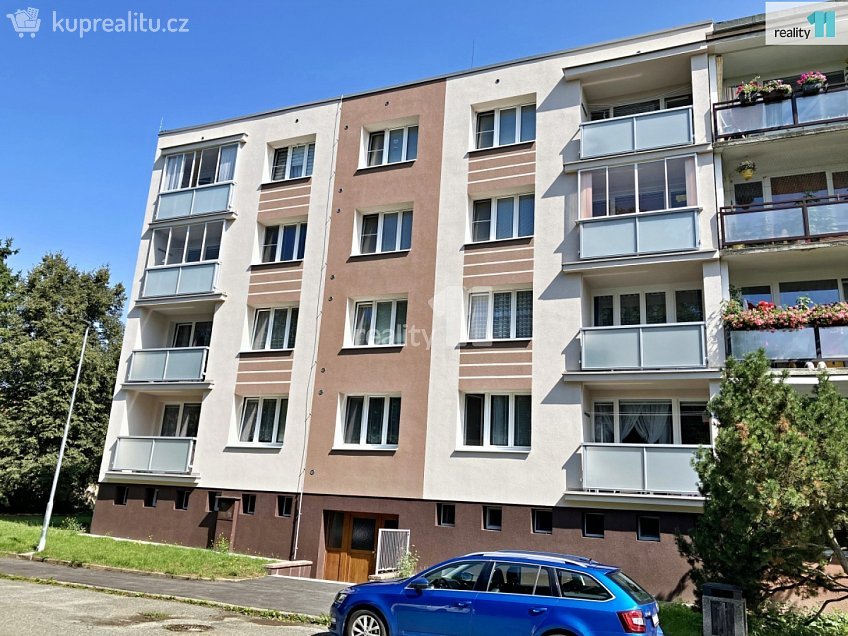Prodej bytu 3+1 80 m^2 Na Tržišti, Staňkov 