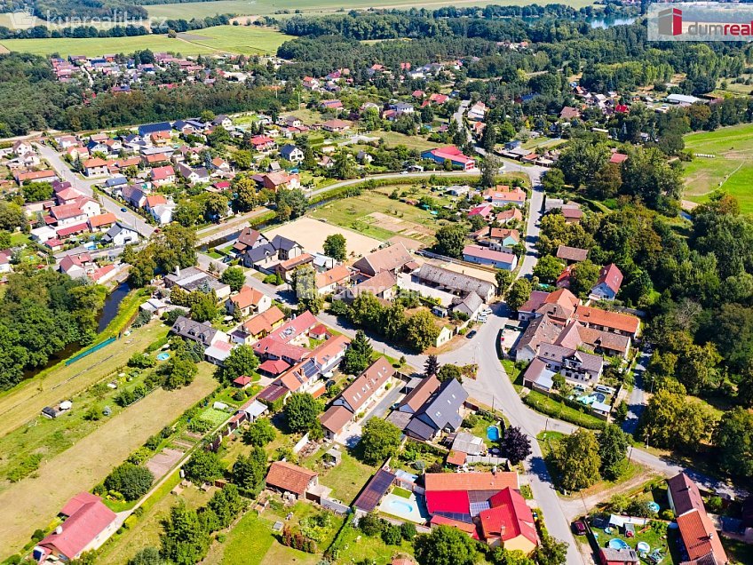 Pronájem bytu 2+kk 49 m^2 Hlavní, Neratovice 