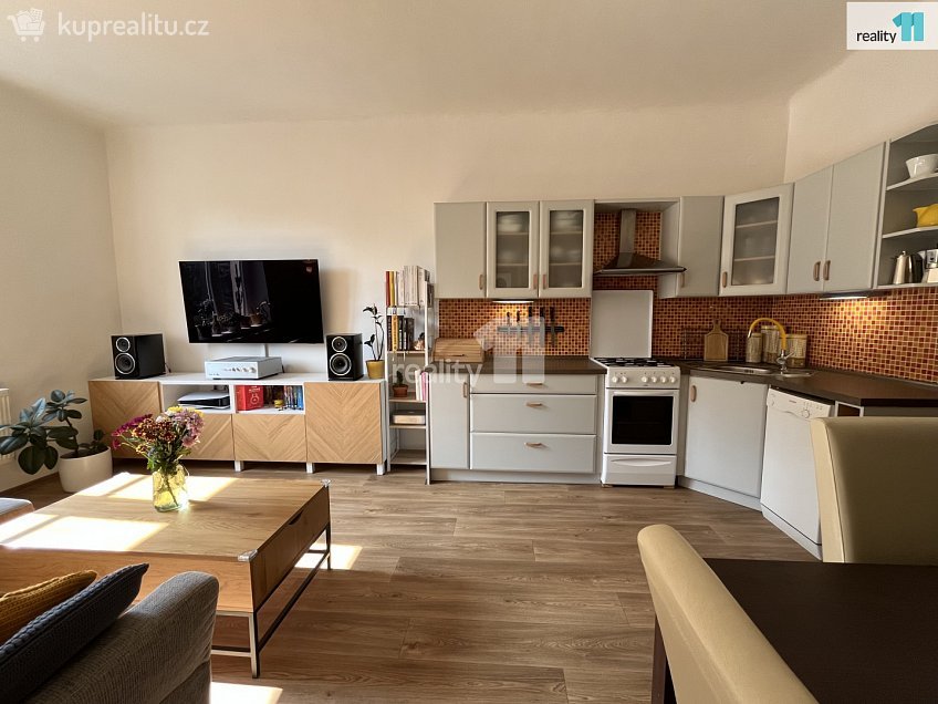 Prodej bytu 2+kk 51 m^2 Čechova, Plzeň 