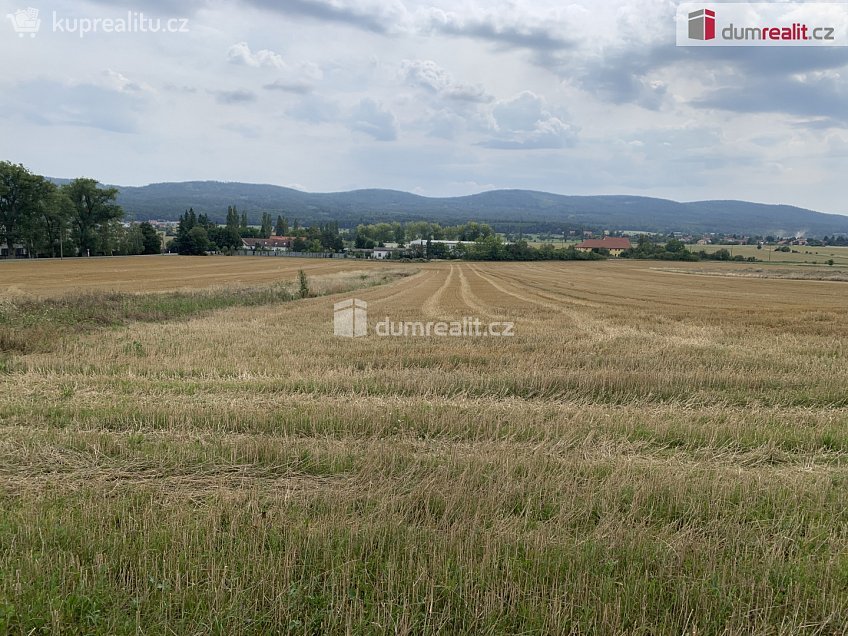 Prodej  stavebního pozemku 1137 m^2 Všeradice, Všeradice 