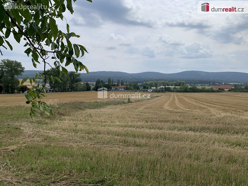 Prodej  stavebního pozemku 1137 m^2 Všeradice, Všeradice 