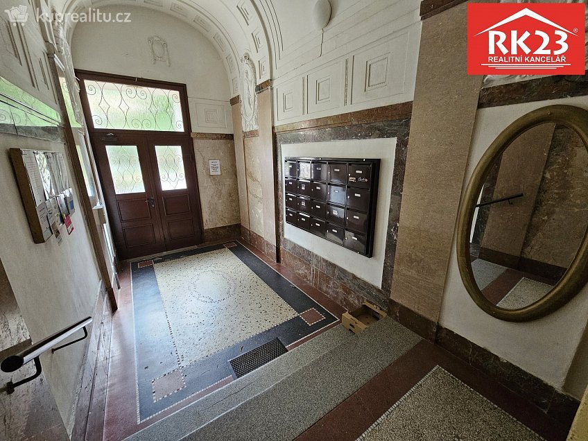 Prodej bytu 1+1 46 m^2 Hlavní třída 133, Mariánské Lázně 