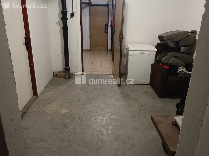 Pronájem bytu 1+1 35 m^2 Družstevní, Benešov nad Ploučnicí 