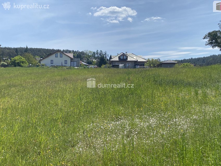 Prodej  stavebního pozemku 1100 m^2 Kamýk nad Vltavou, Kamýk nad Vltavou 