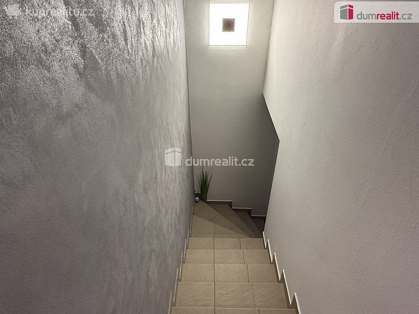 Prodej  rodinného domu 180 m^2 Tři Sekery, Tři Sekery 
