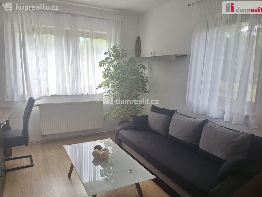 Prodej  rodinného domu 180 m^2 Tři Sekery, Tři Sekery 