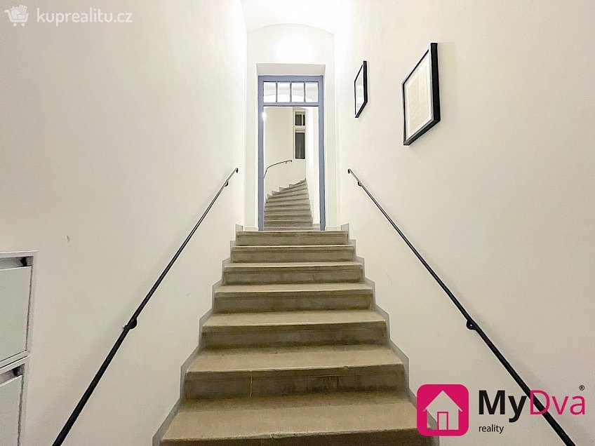 Pronájem bytu 1+kk 25 m^2 Lužická, Znojmo 