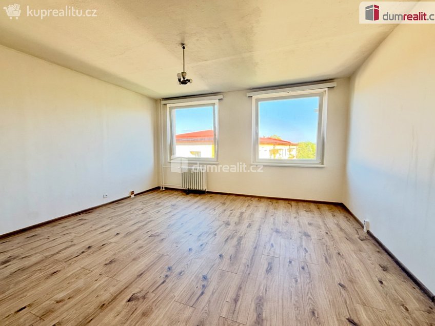 Pronájem bytu 1+kk 31 m^2 Dukelských hrdinů, Ústí nad Labem 