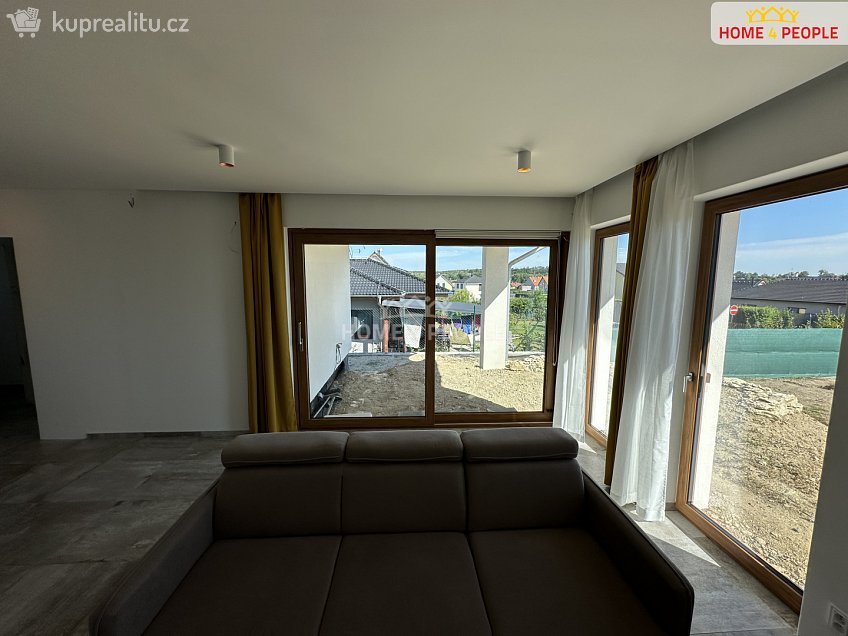 Prodej  rodinného domu 181 m^2 Tuřice, Tuřice 