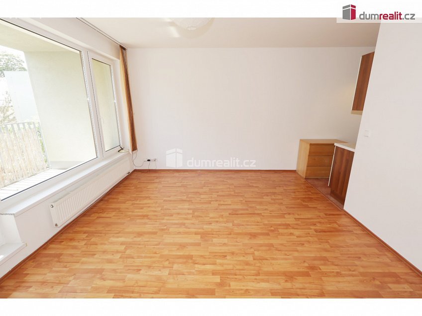 Pronájem bytu 2+kk 56 m^2 Ke Stírce, Praha 8 
