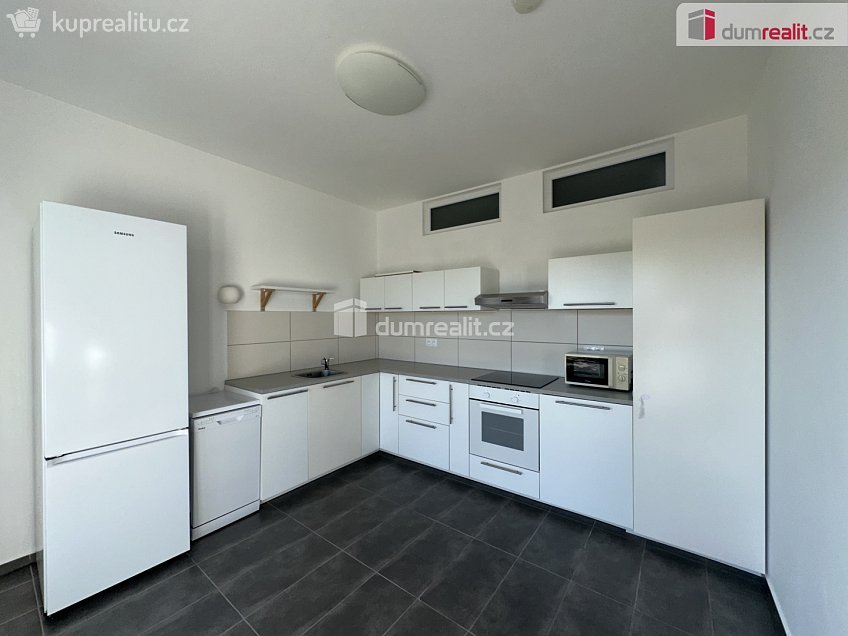 Pronájem bytu 2+kk 82 m^2 U Lomu, Mikulov 