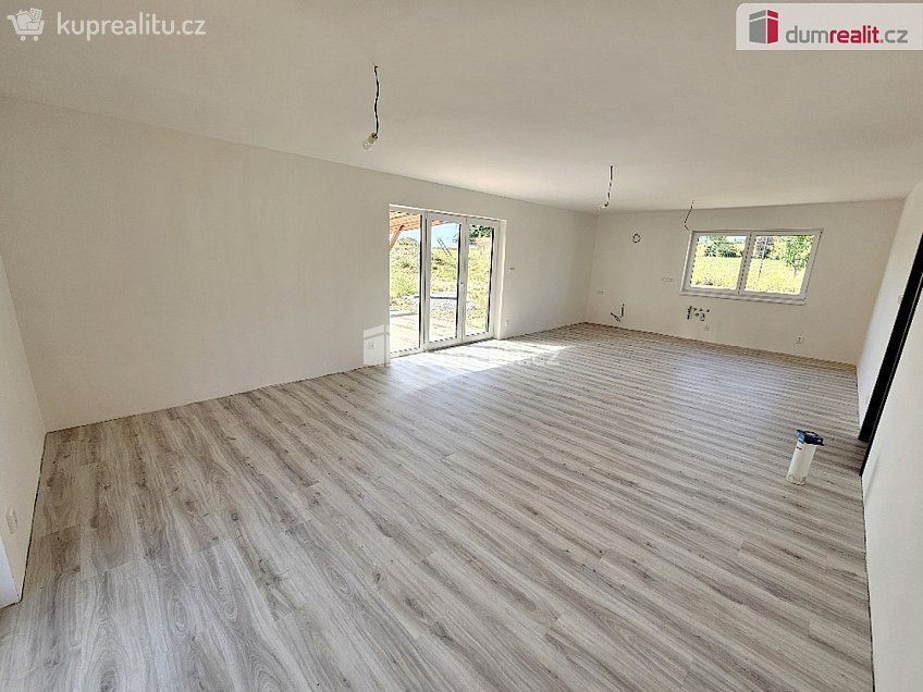 Prodej  domu na klíč 200 m^2 Výrov, Výrov 