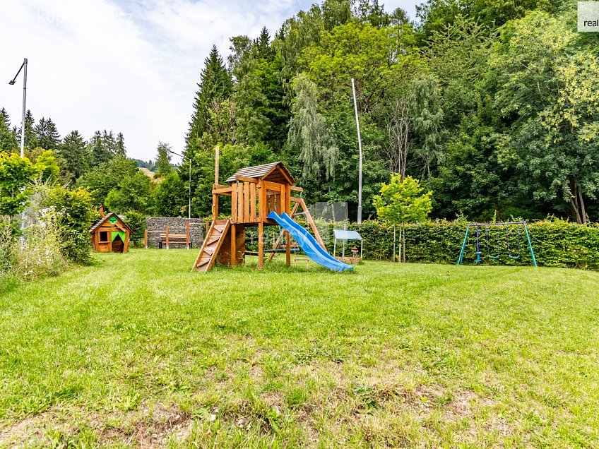 Prodej bytu 1+kk 28 m^2 Horská, Vrchlabí 