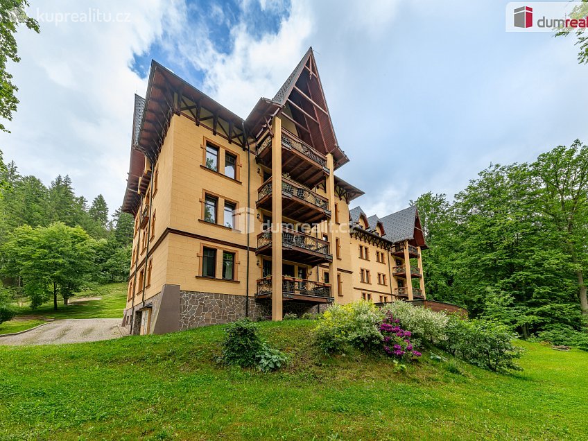 Prodej bytu 3+kk 116 m^2 Chopinova, Mariánské Lázně 