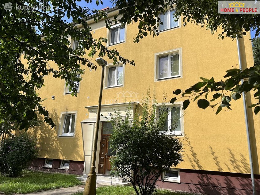 Prodej bytu 2+1 63 m^2 Jana Žižky, Uherské Hradiště 
