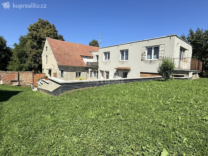 Prodej  rodinného domu 1017 m^2 Prusy-Boškůvky, Prusy-Boškůvky 