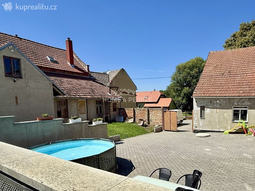 Prodej  rodinného domu 1017 m^2 Prusy-Boškůvky, Prusy-Boškůvky 