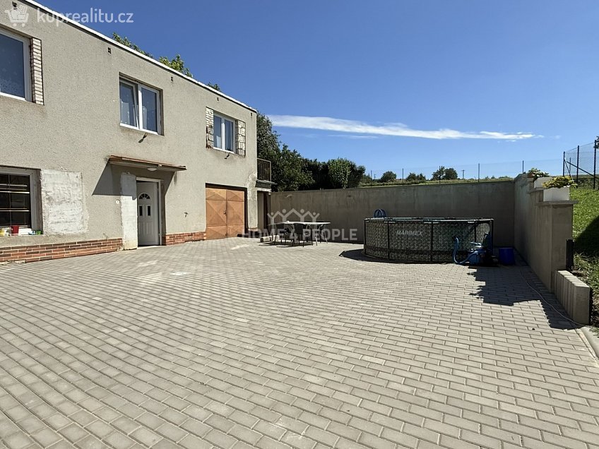 Prodej  rodinného domu 1017 m^2 Prusy-Boškůvky, Prusy-Boškůvky 