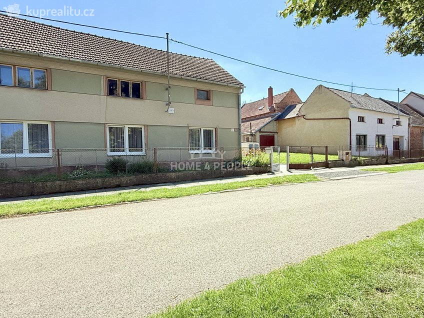 Prodej  rodinného domu 1017 m^2 Prusy-Boškůvky, Prusy-Boškůvky 