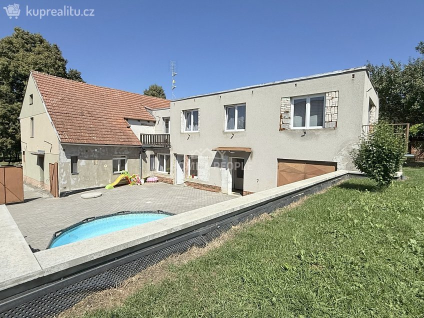 Prodej  rodinného domu 1017 m^2 Prusy-Boškůvky, Prusy-Boškůvky 