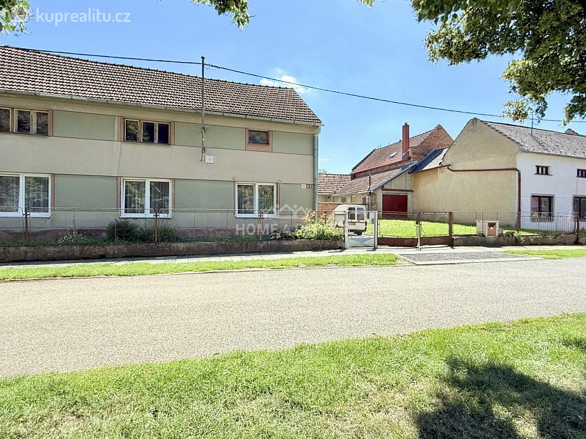 Prodej  rodinného domu 1017 m^2 Prusy-Boškůvky, Prusy-Boškůvky 