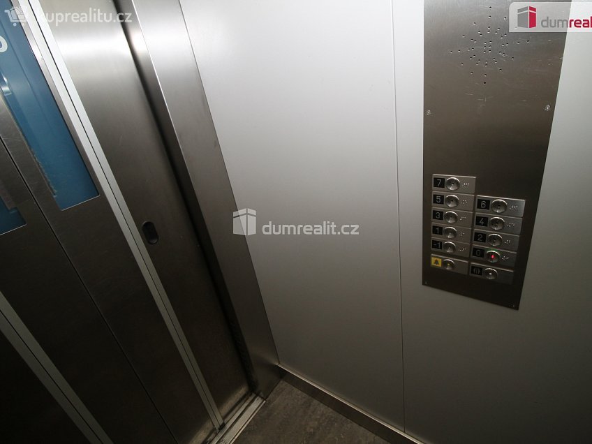 Prodej bytu 3+1 76 m^2 Trocnovská, Tachov 