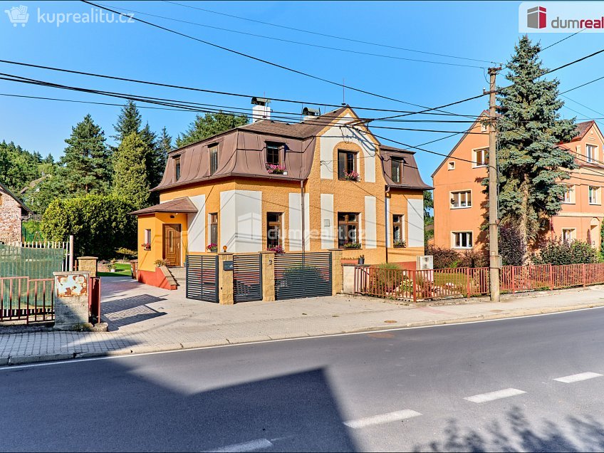 Prodej  rodinného domu 372 m^2 Sadov, Sadov 