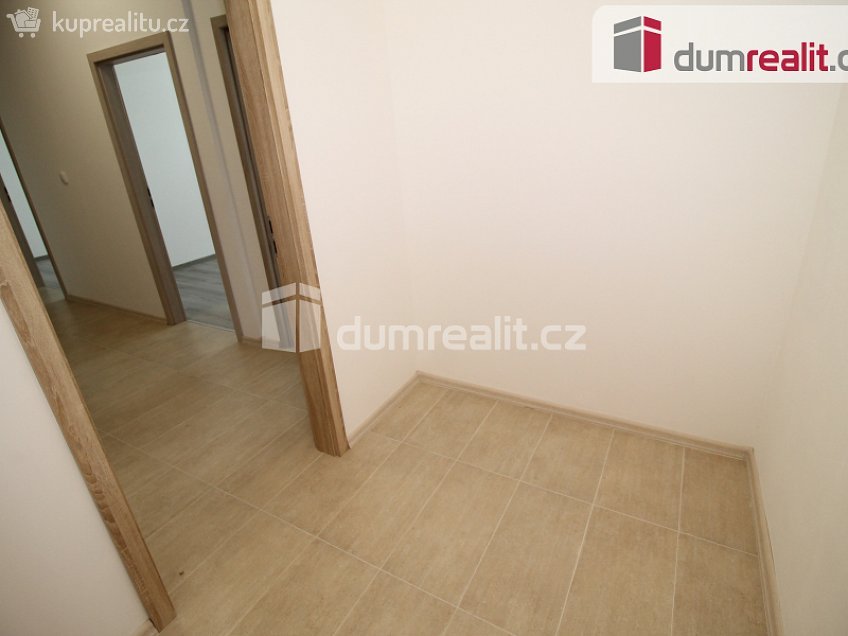Pronájem bytu 3+1 75 m^2 Ke Kostelu, Mariánské Lázně 