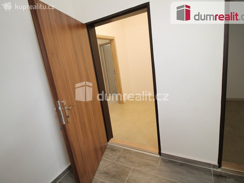 Pronájem bytu 3+1 75 m^2 Ke Kostelu, Mariánské Lázně 