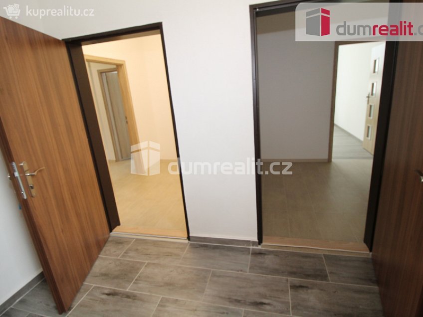 Pronájem bytu 3+1 75 m^2 Ke Kostelu, Mariánské Lázně 