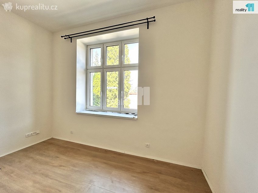 Pronájem bytu 4+kk 68 m^2 Krále Jiřího, Český Brod 