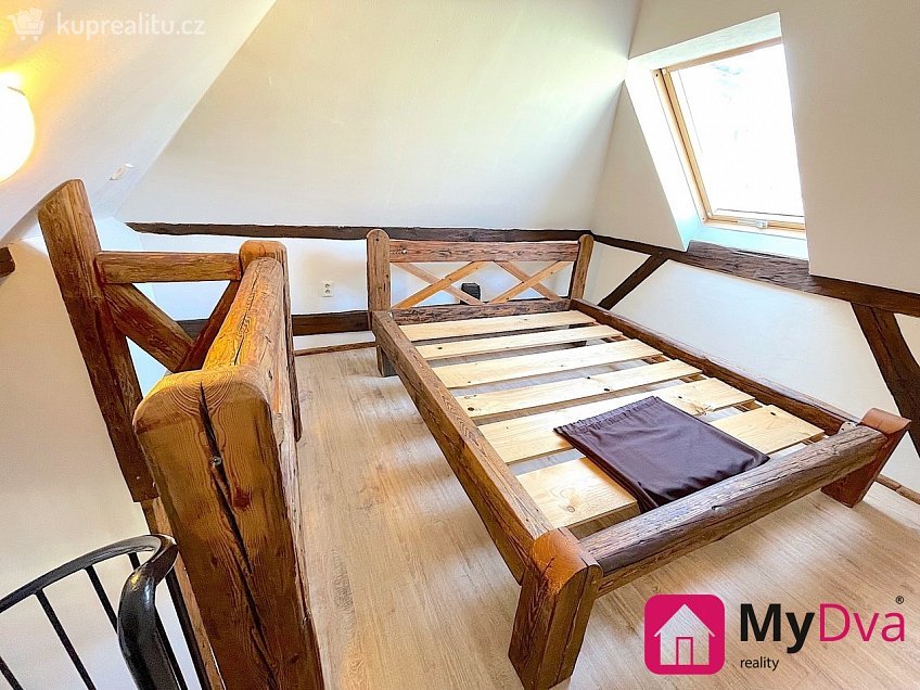 Pronájem bytu 2+1 50 m^2 Lužická, Znojmo 