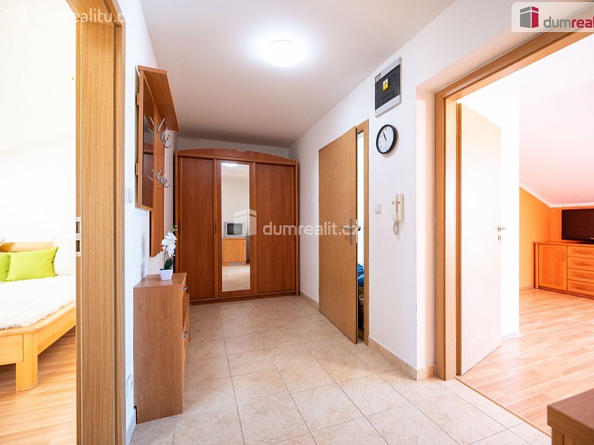 Pronájem bytu 2+kk 50 m^2 Okružní, Třeboň 