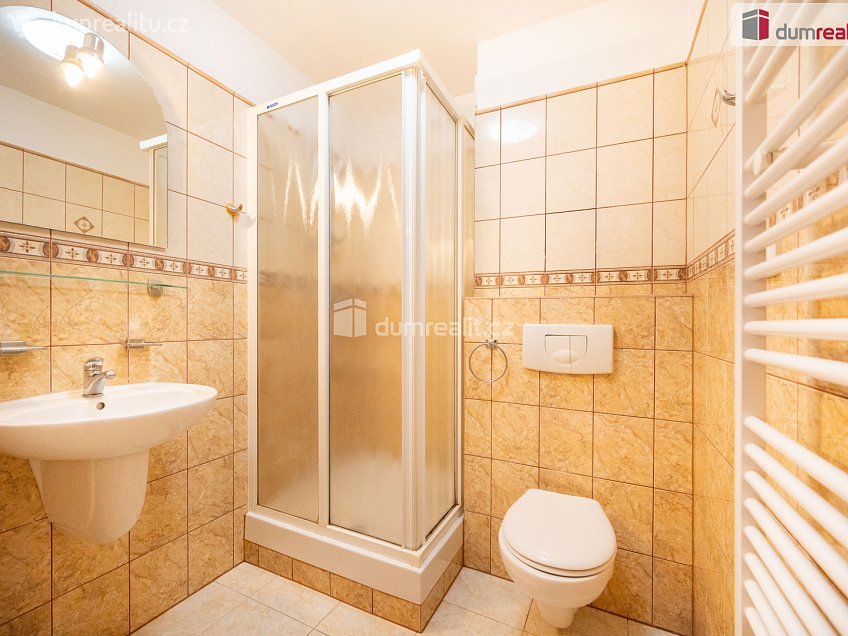 Pronájem bytu 2+kk 50 m^2 Okružní, Třeboň 