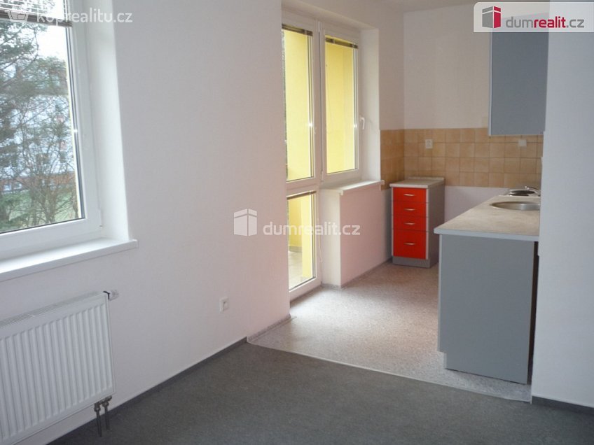 Pronájem bytu 2+kk 49 m^2 Franze Kafky, Mariánské Lázně 