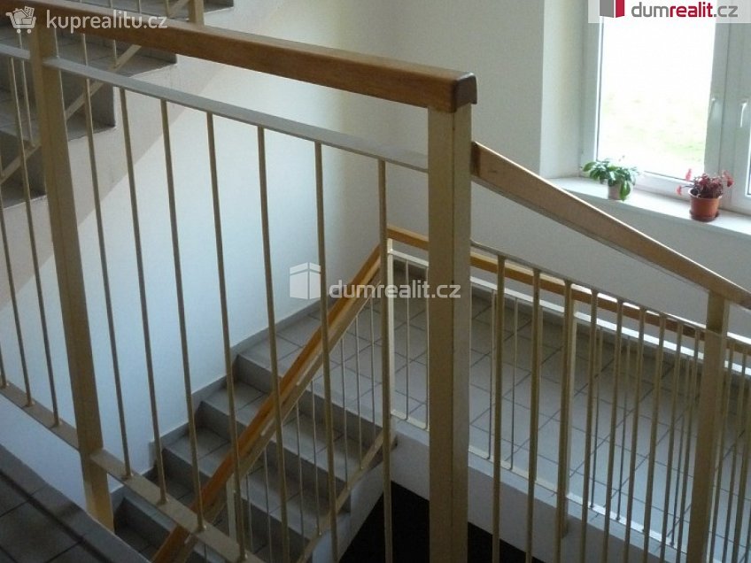 Pronájem bytu 2+kk 49 m^2 Franze Kafky, Mariánské Lázně 