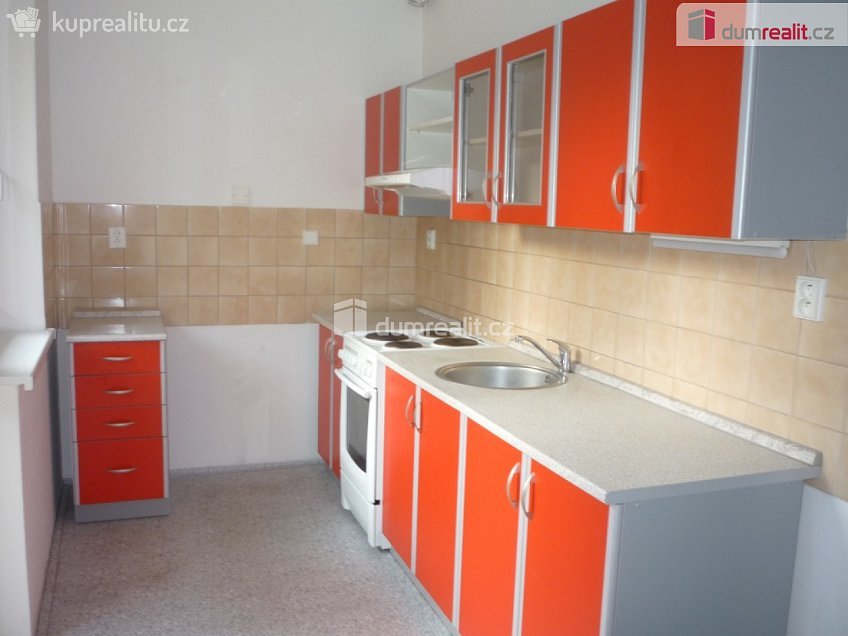 Pronájem bytu 2+kk 49 m^2 Franze Kafky, Mariánské Lázně 