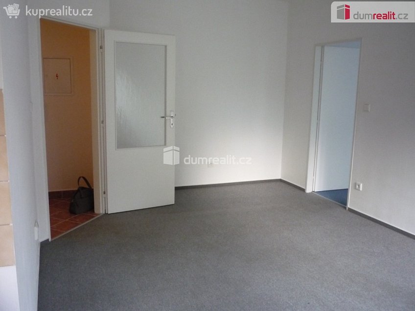 Pronájem bytu 2+kk 49 m^2 Franze Kafky, Mariánské Lázně 