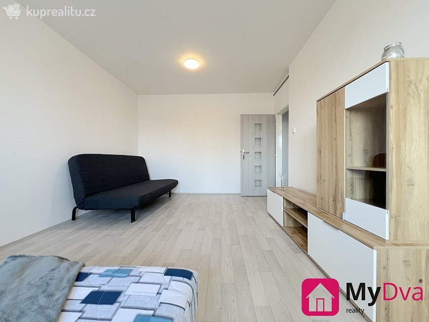 Pronájem bytu 1+1 45 m^2 Pražská, Znojmo 